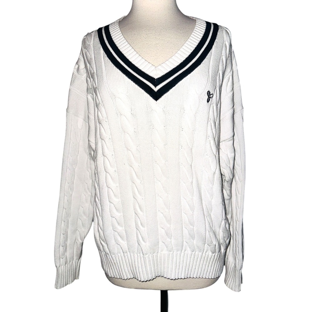 WB6 Aritzia Tna White Cable Knit V Neck Sweater Collegiate Academia Preppy Style
